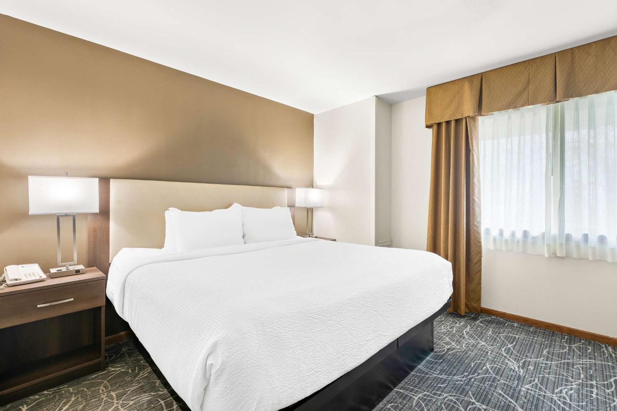 Best Western West Towne Suites Madison Exteriér fotografie