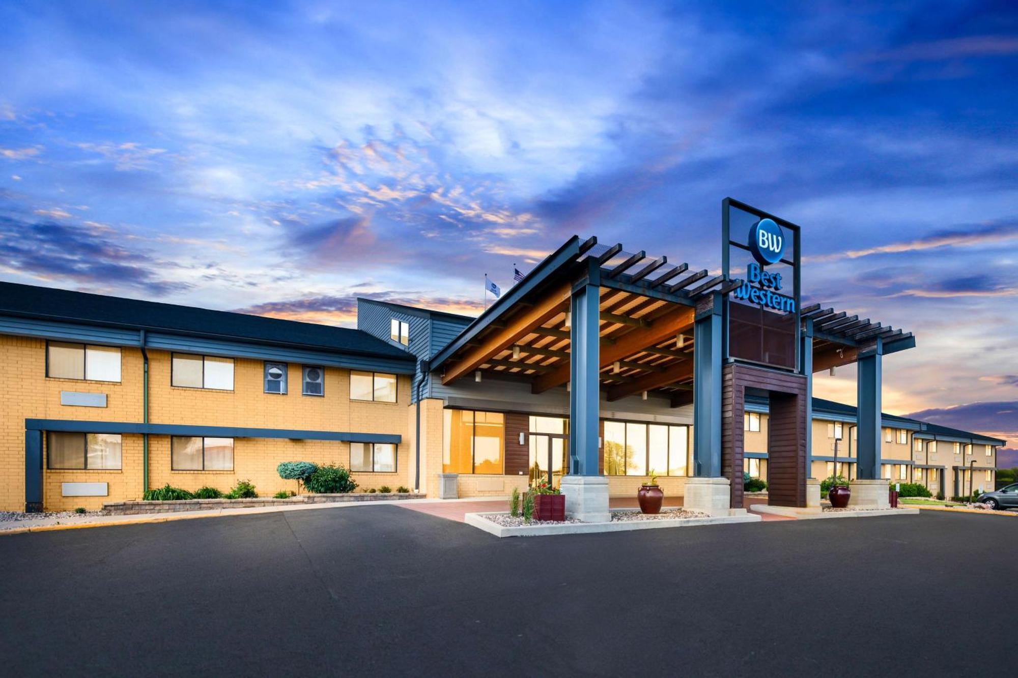 Best Western West Towne Suites Madison Exteriér fotografie